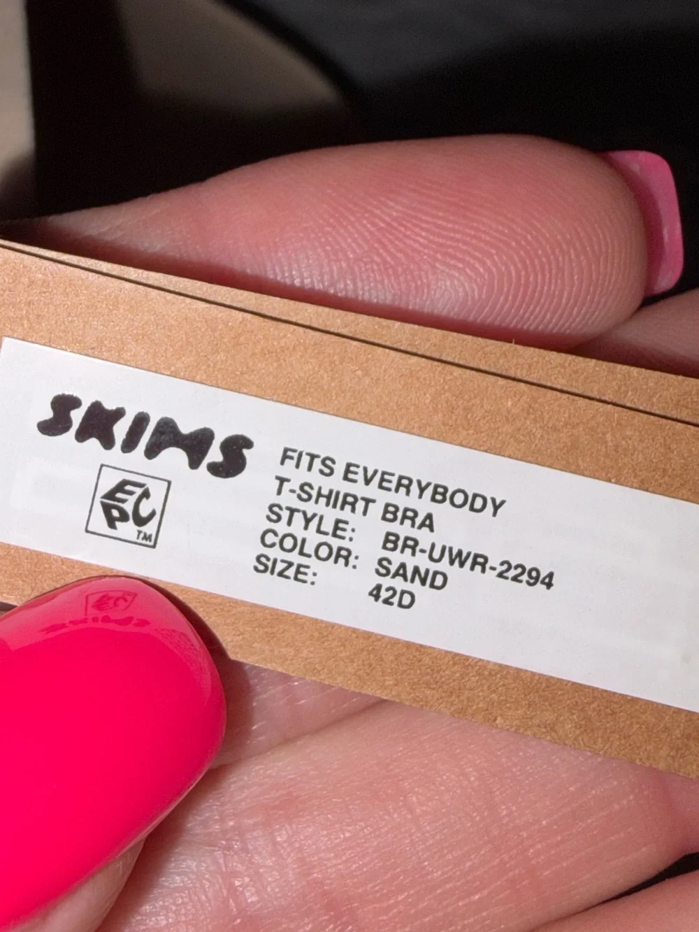 SKIMS *NWT FITS EVERYBODY T-SHIRT BRA